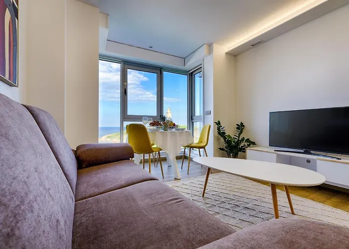 Th By En Casa * La Corogne