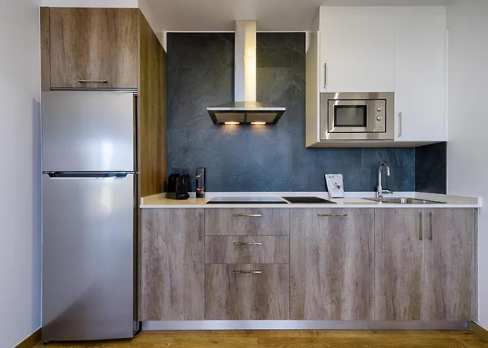 Th By En Casa La Corogne