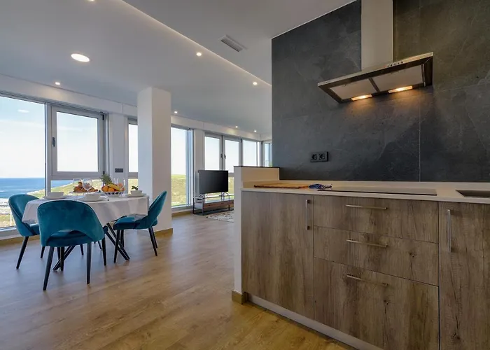 Th By En Casa La Corogne