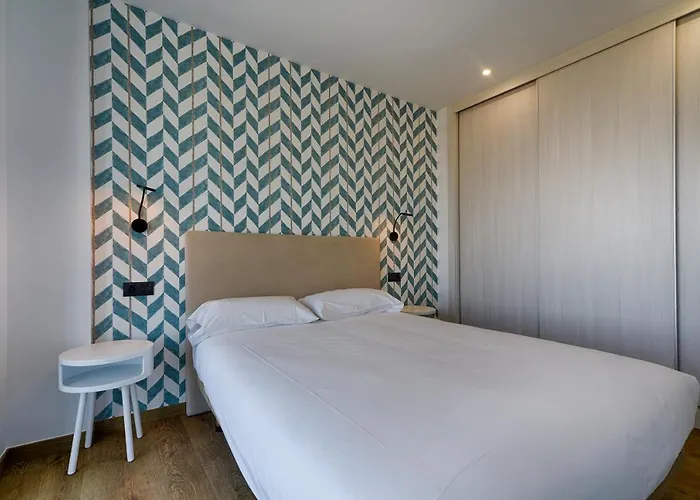 Th By En Casa * La Corogne