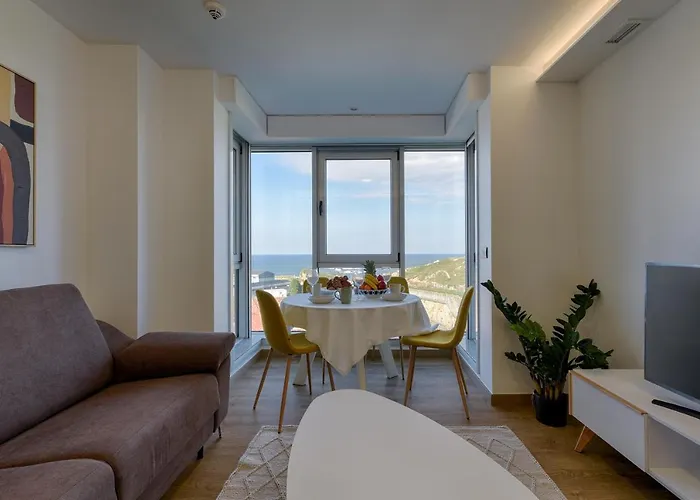 Th By En Casa * La Corogne