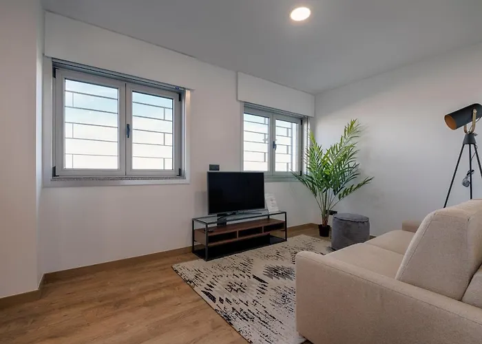 Th By En Casa * La Corogne